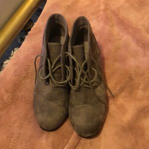 Size 10 wedge heels, brown